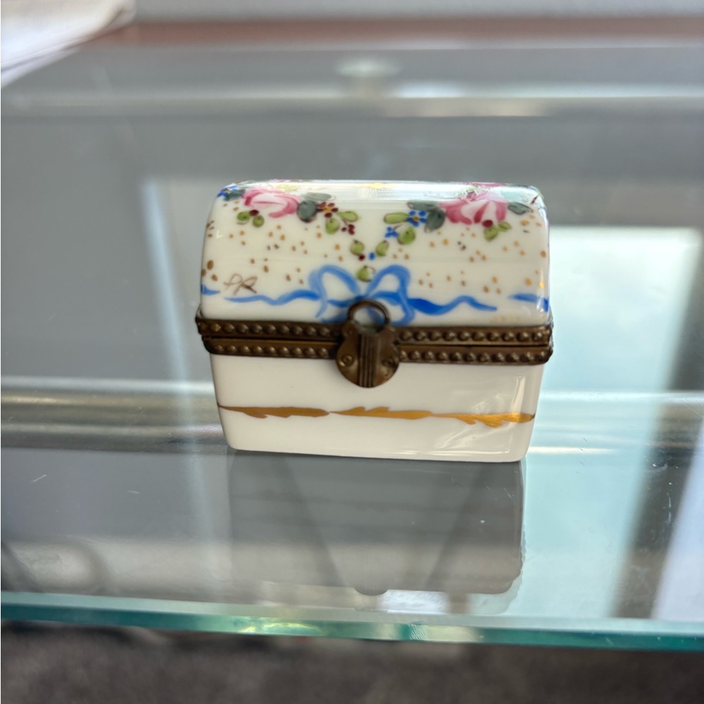 Vintage 19th Century Limoges Gerard Ribierre Trunk Trinket box